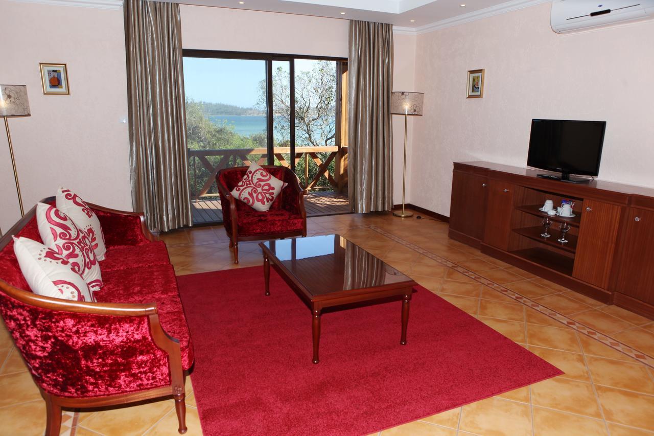 Humula Beach Resort Vila Praia Do Bilene Exteriör bild